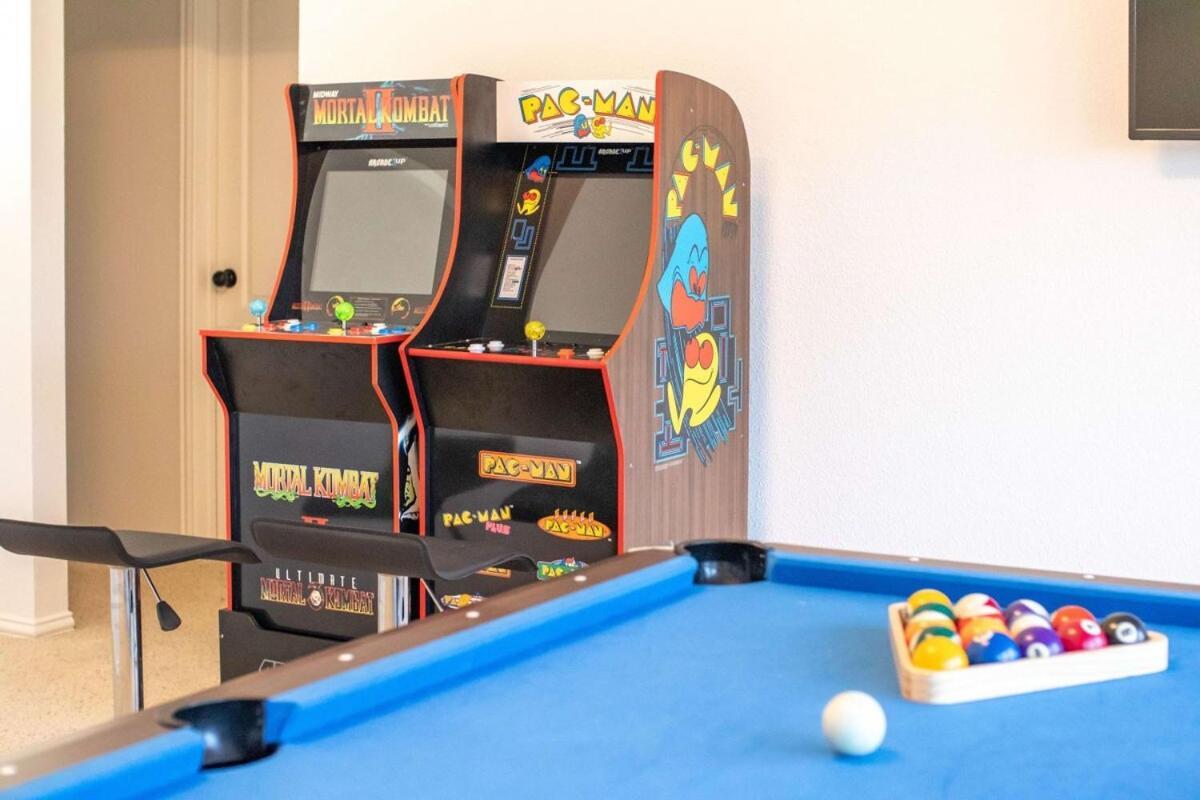 6Br 3,5Ba Home Pool, Hot Tub, Game Room -16 Guests Sachse Eksteriør bilde